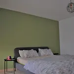 The Green Cozy Apartment
